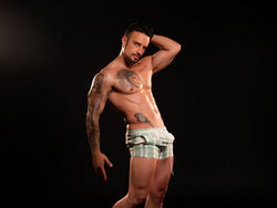 Mathew Horny