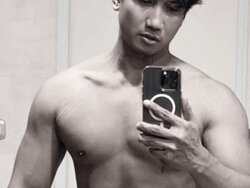 Bryan_Hotmale